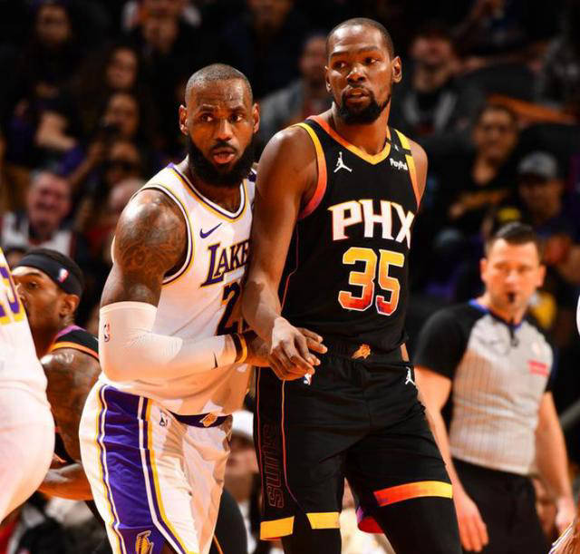 JackeyLove遭遇五连败,巴黎圣日耳曼教练面临压力! JackeyLove遭遇五连败,巴黎圣日耳曼教练面临压力!